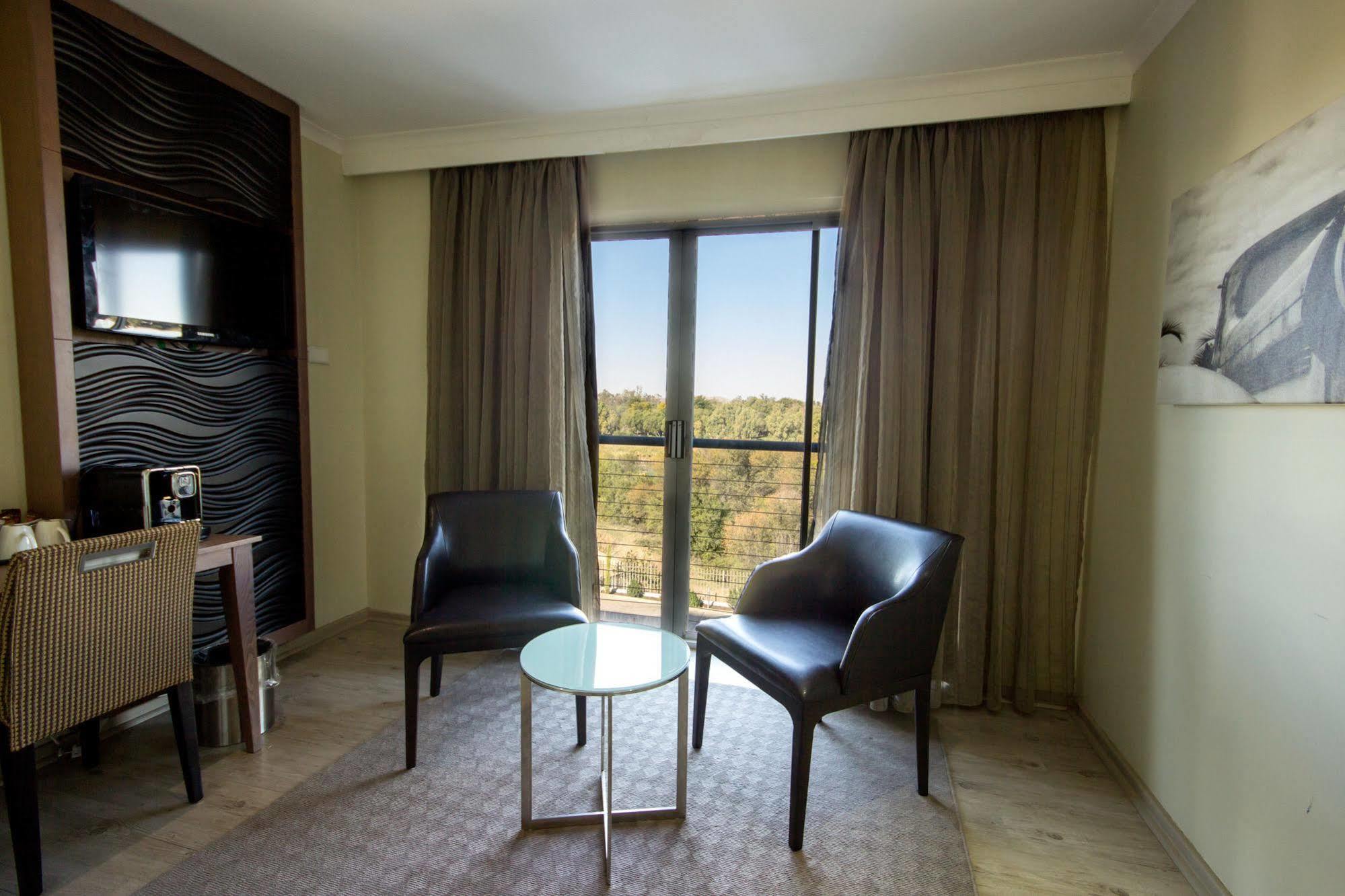 Protea Hotel By Marriott Upington Dış mekan fotoğraf
